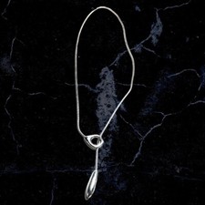 Superbe Collier Moderne Design
