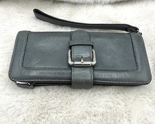 Portefeuille Gérard Darel  en cuir vert