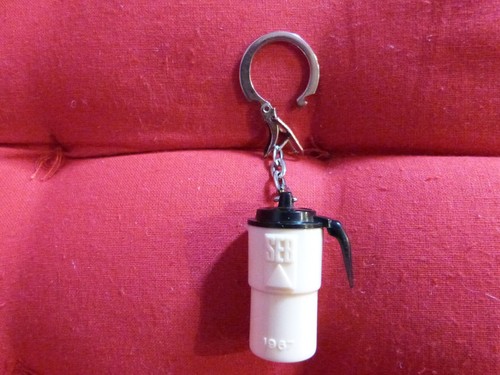 Ancien porte clés - porte-clés, cafetière