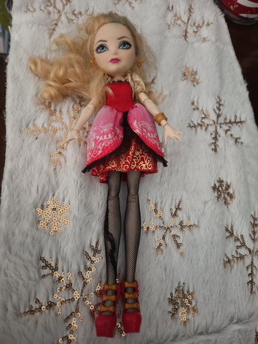 Poupee ever after high - after,