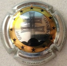 Capsule de champagne NOWACK (31. SLOVAQUIE 1 € cercle or)