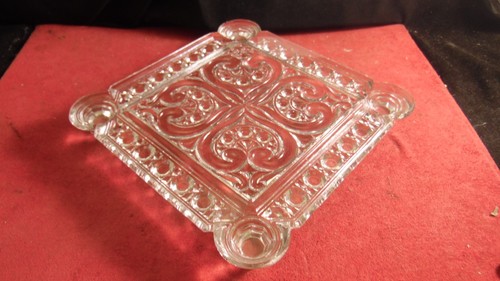 Dessous plat garde - de, /