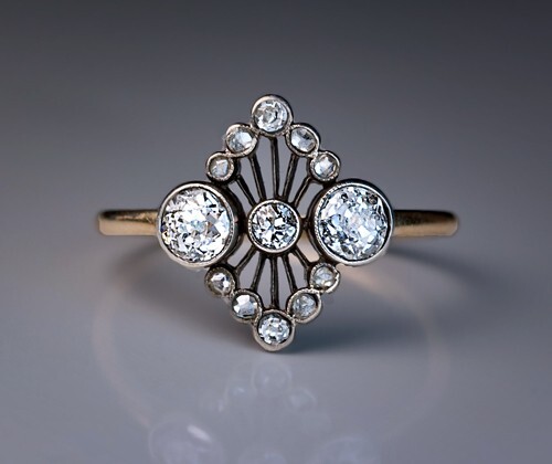 Bague ancienne vintage art