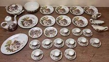 Gien modèle LUDLOW vers 1900 : Important service de table et service a café