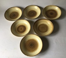 6 ASSIETTES CREUSE EN