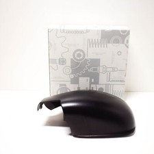 Coque de rétroviseur avant