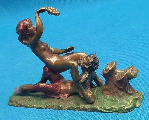 Faune femme nue en - femme,