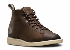 Dr Martens 7 Trou Les Bottes