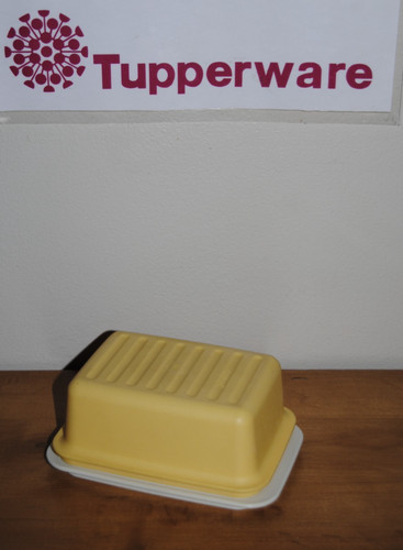 Tupperware beurrier jaune - 👑tupperware,