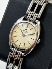 Universal Genève - Vintage -