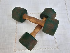 Haltères vintages en bois et