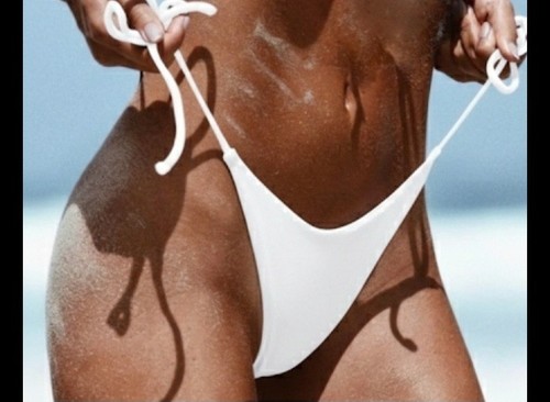 Bikini sexy avec detail - detail, de