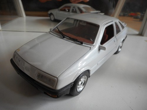 Guiloy ford sierra xr4i - ford,