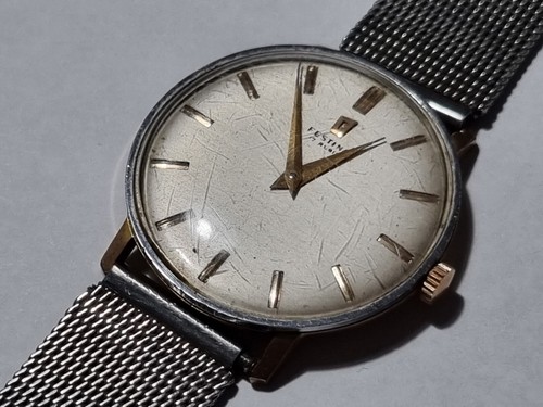 Ancien modèle montre bracelet - ancien, montre-bracelet