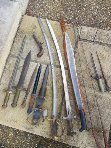Armes blanches anciennes