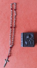 Ancien mini chapelet en perle et mini boîte livre