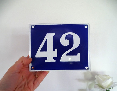 Plaque émaillée numero - , de