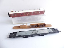 ALTAYA / TRIX A MONTER CAISSE CHASSIS AMENAGEMENT FOURGON A BAGAGES 1203