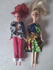 barbie et disney arielle de 2005,lot de 2 poupées en TBE,collectors.