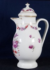 Verseuse Hannong en porcelaine