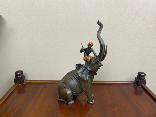 Sculpture éléphant avec - Éléphant,