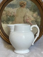 Ancien pot à lait Vieillard Bordeaux en faience blanche 19eme, sur pied