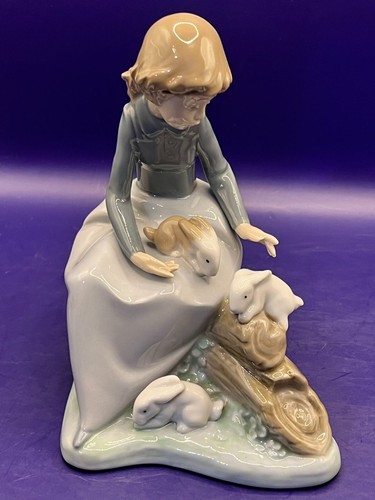 Figurine porcelaine nao - figurine,