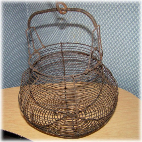Ancien panier salade des - à,