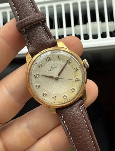 Montre vintage mécanique - vintage,