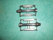 Paire pédales chromées