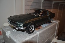 NOREV   1/12 .    Ford Mustang Fastback 1968 Vert Satinée   Ref: 121702