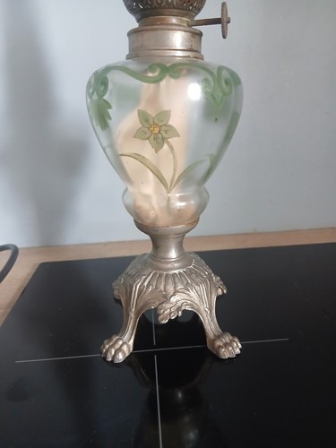Ancienne lampe pétrole - lampe,