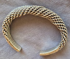 Ancien bracelet torque