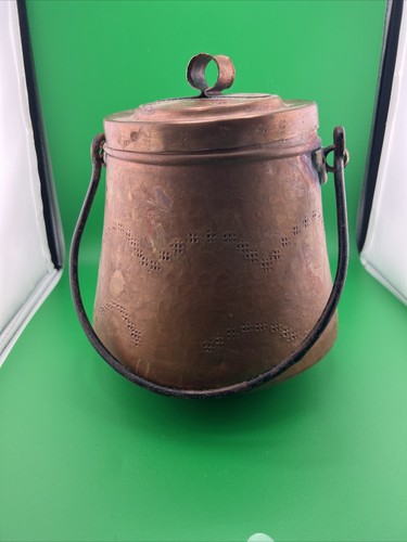 Chaudron avec couvercle - couvercle, en
