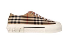 BURBERRY Chaussures Baskets