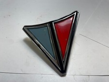 Emblème De Grille Plymouth