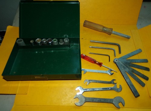 Boite outil metal avec - boite,