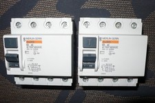 INTERRUPTEUR DIFFERENTIEL 4POLES 40A 30mA A et SI, MERLIN GERIN 40AMPERES TETRA.