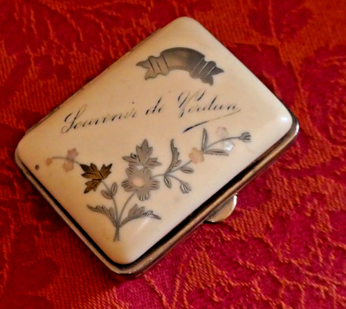Ancien petit porte monnaie