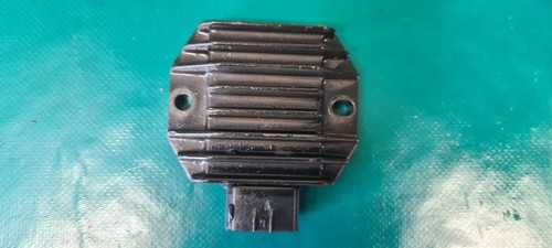 Régulateur tension yamaha - de,