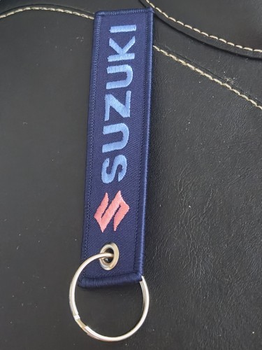 Porte clé susuky - clé,