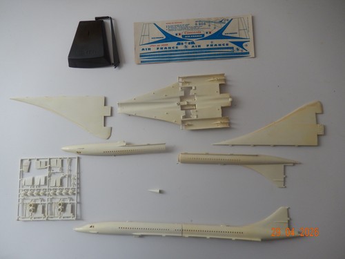 Très rare maquette plastique - très,