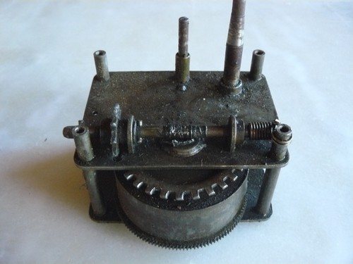 Ancien moteur gramophone - moteur,