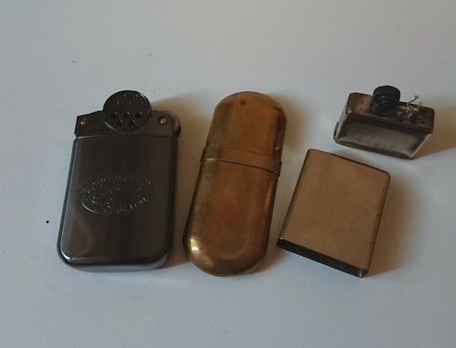 Lot briquets anciens - 3,