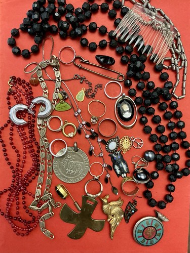 Lot bijoux vintage anciens - bijoux,