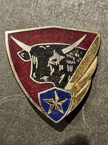 Insigne pucelle militaire base - pucelle,