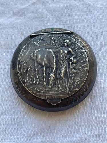 Ancienne petite boite - petite, pilule