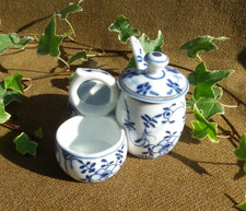 ANCIEN MOUTARDIER SALERON COMPLET EN PORCELAINE - DÉCOR OIGNON BLEU COPENHAGUE