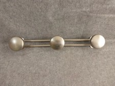 porte manteau en fer chromé,3 patères