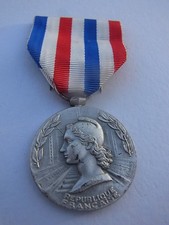 MEDAILLE SNCF 1971 en l'état